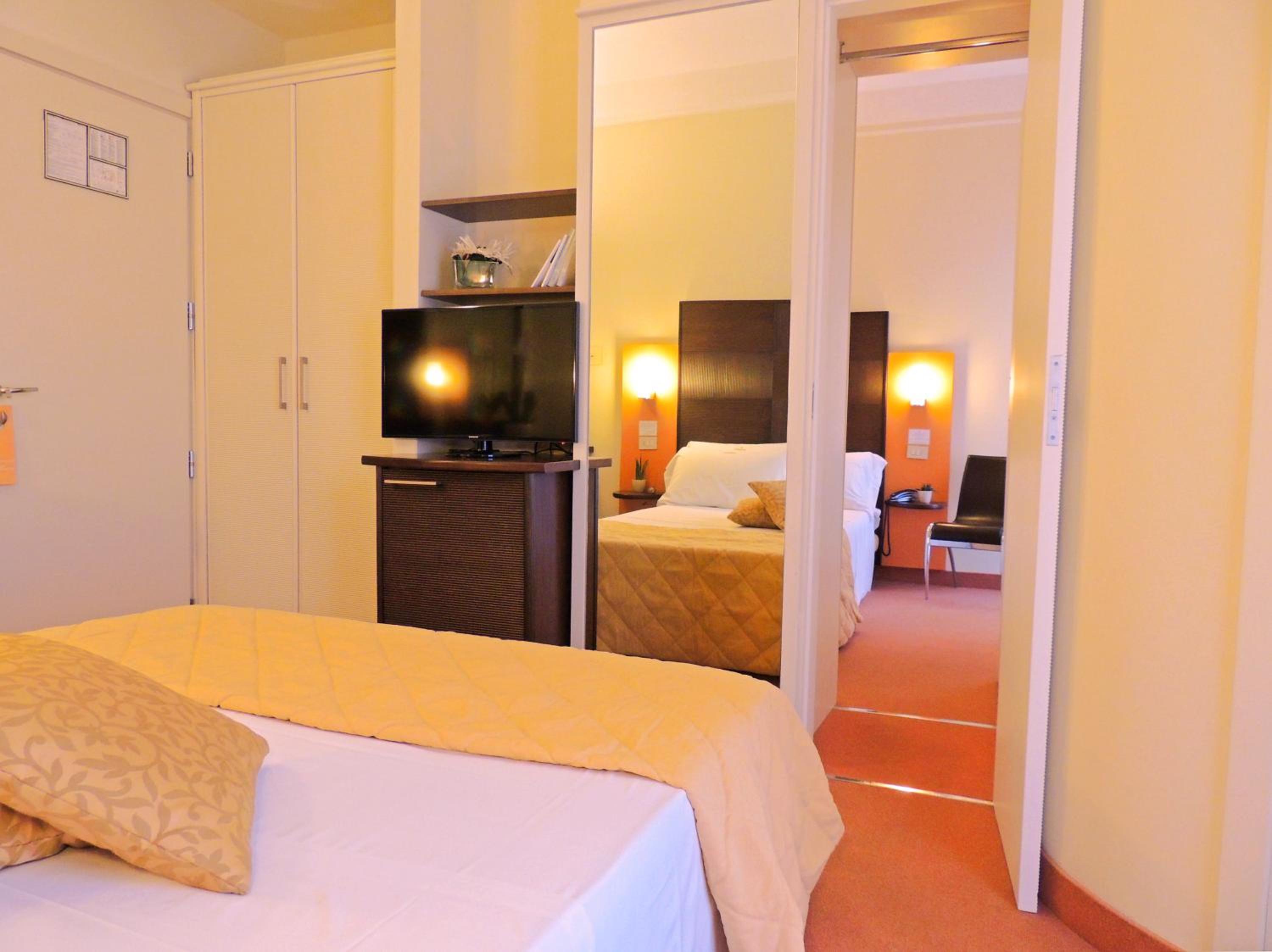 Hotel HamilTown 11/50