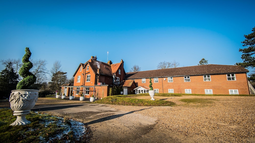 Gray Manor Hotel 45/48