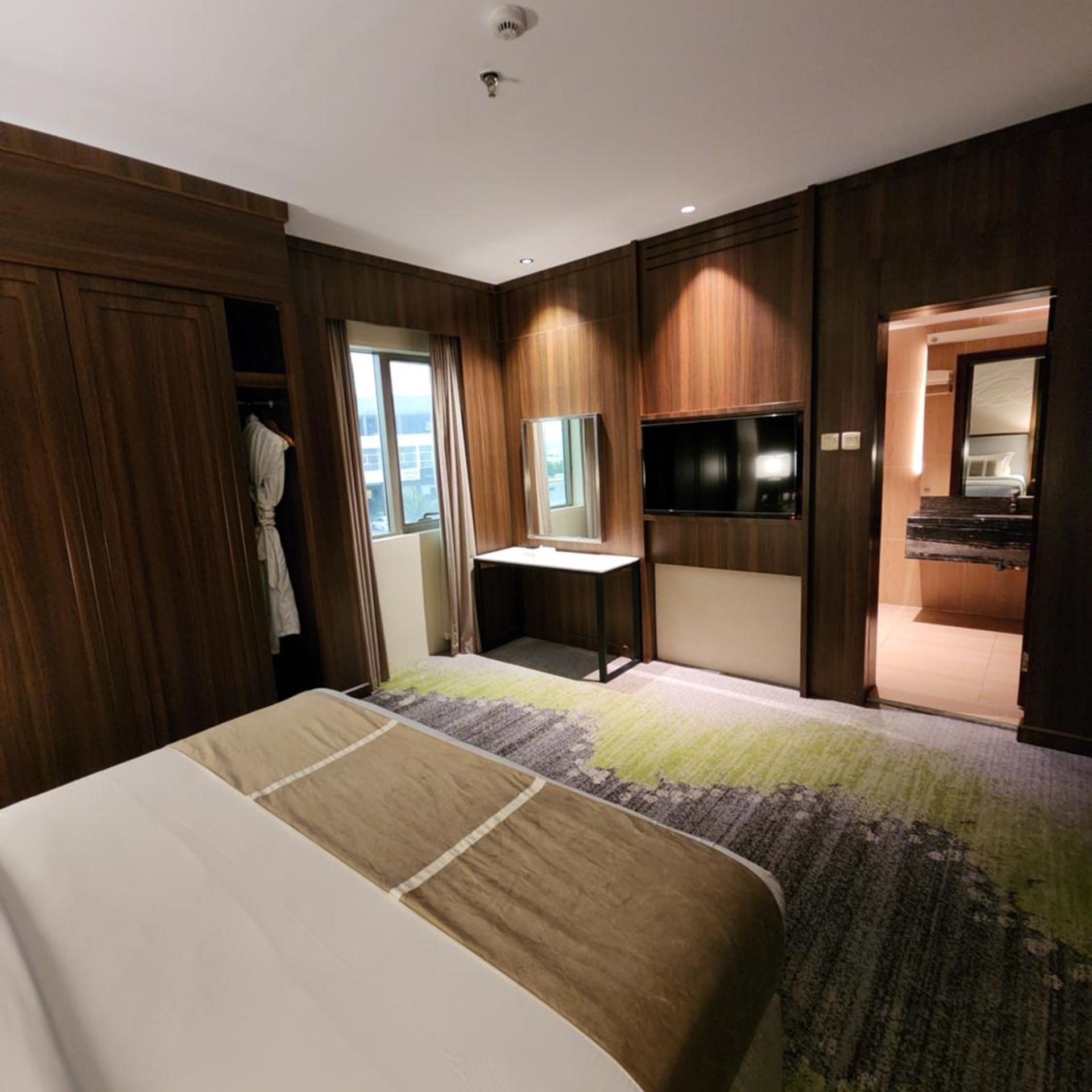 Azar Hotel Ahad Rafidah 27/63