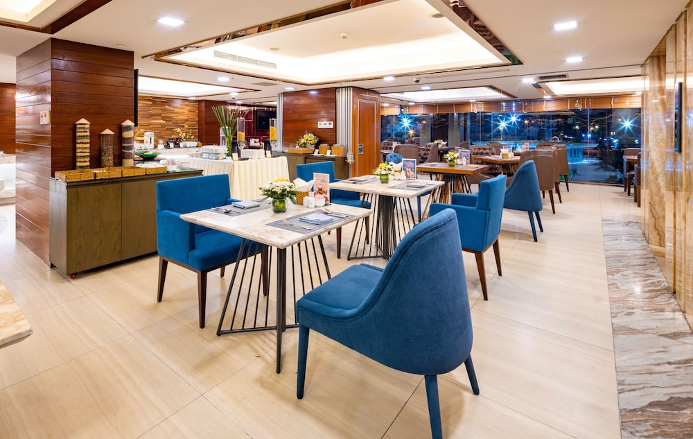 Winsuites Saigon 37/50