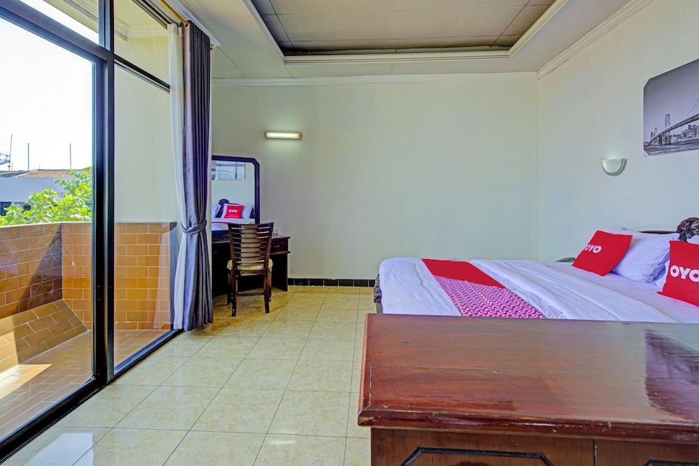 Oyo 3934 Hotel Istana Syariah Ex Istana Pekalongan 25/50
