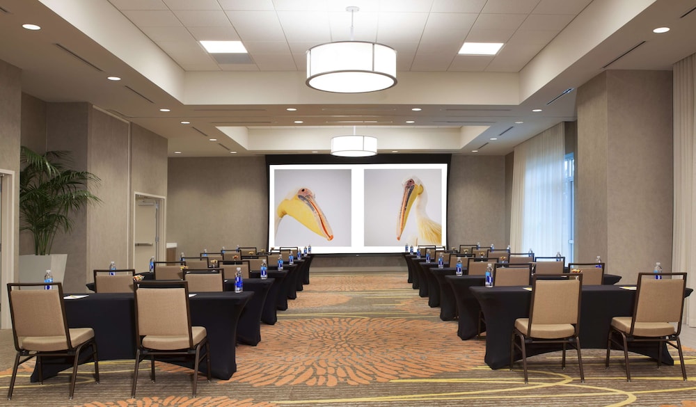 Homewood Suites By Hilton Miami Dolphin Mall 50/57