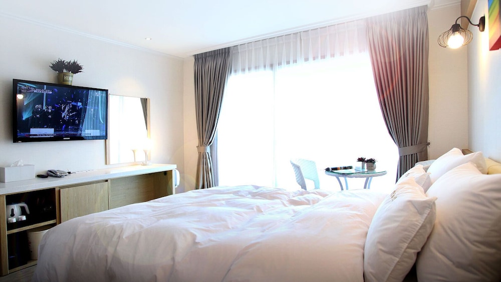 STANDARD, TWIN BEDS
