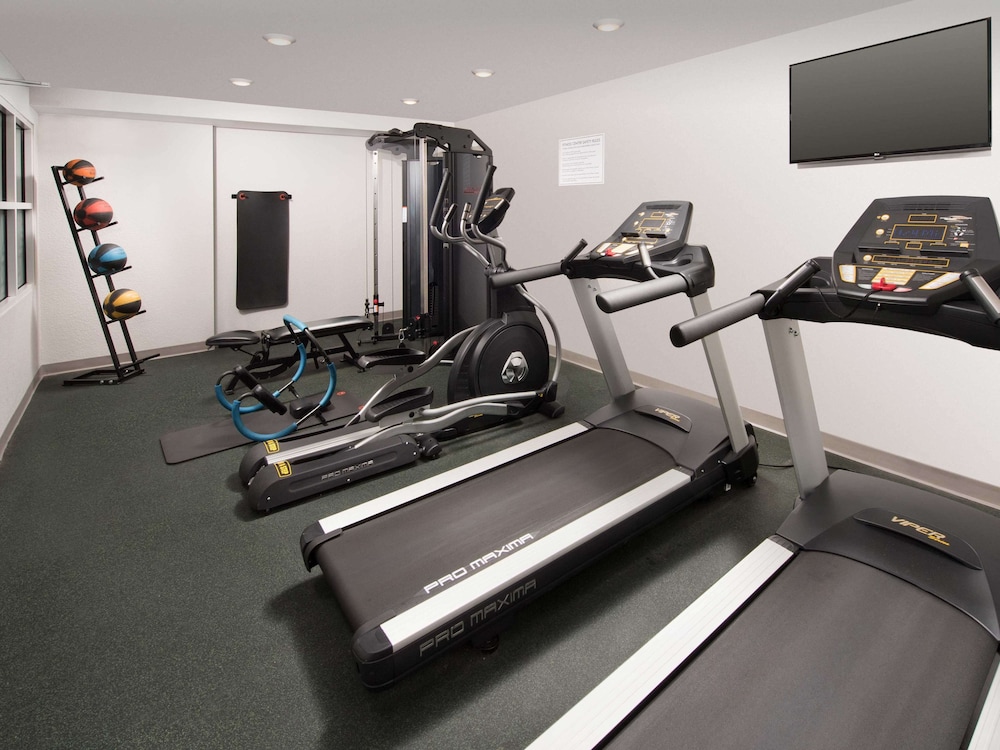 Extended Stay America Suites - Clearwater 25/44