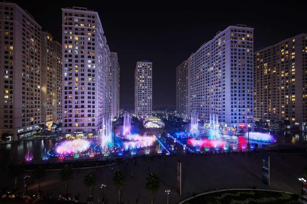 Bayhomes Times City Serviced Apartment 5/50