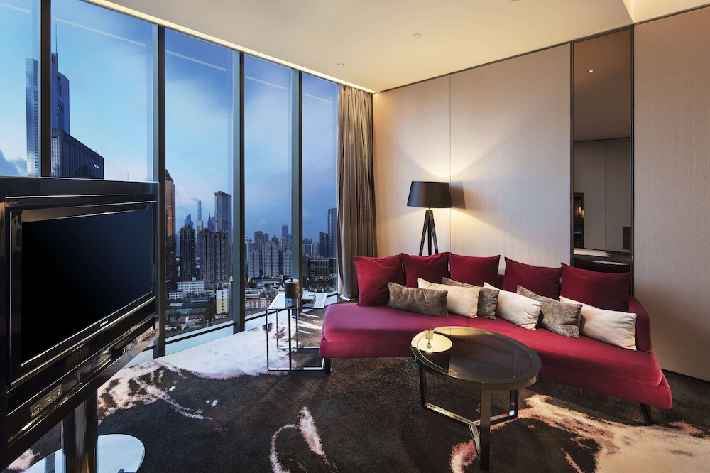 Hilton Guangzhou Tianhe 45/79
