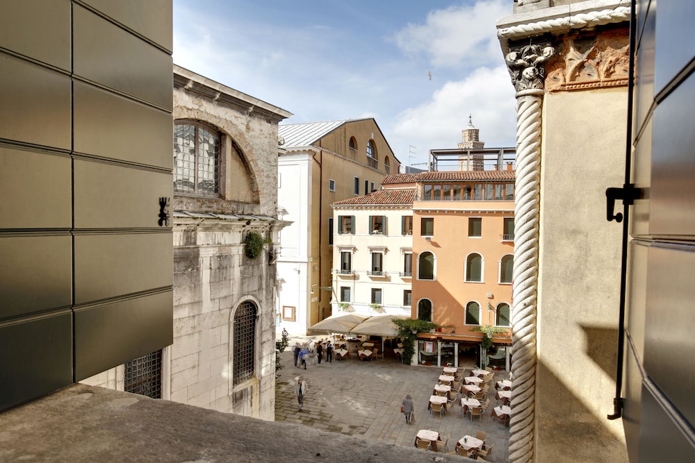 Residence La Fenice 42/50