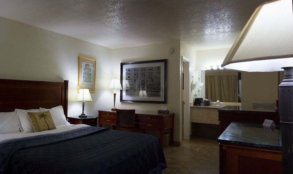At Home Inn 19/51