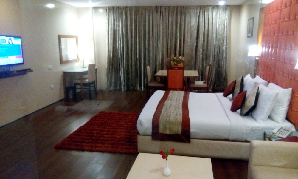 Hotel Ramhan Palace Mahipalpur 40/78