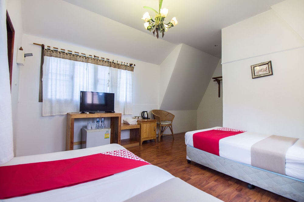 Piyapruk Resort 24/48