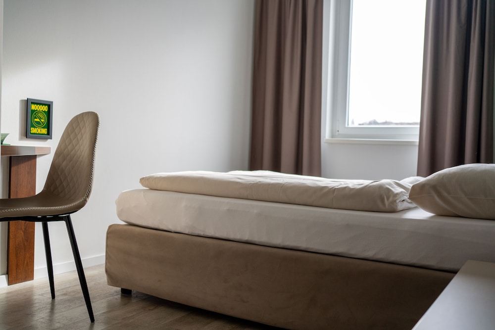SLEEEP HOTEL Ansfelden 7/27