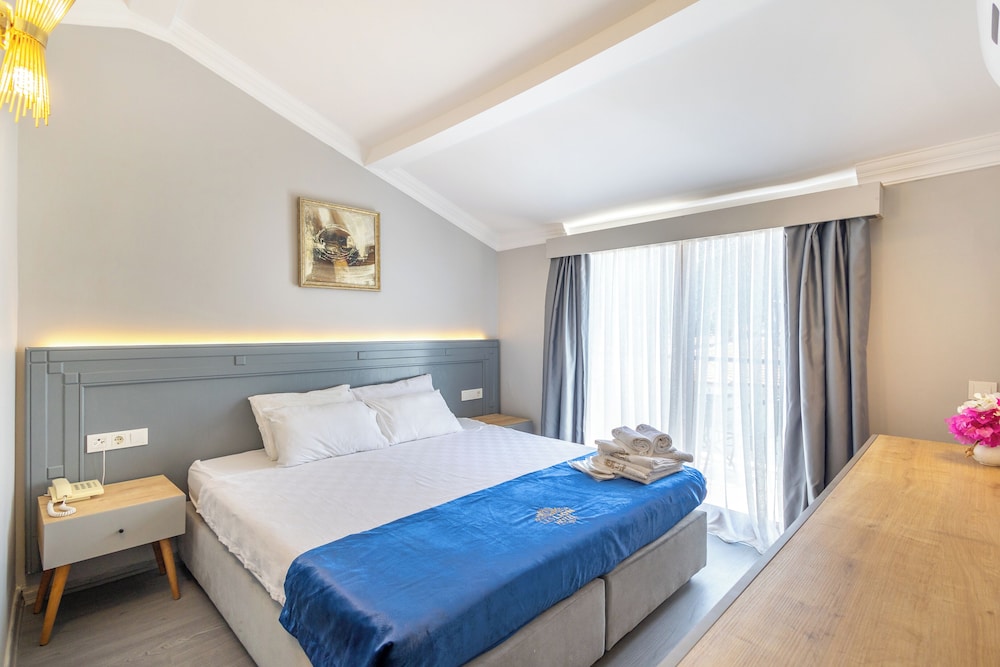 TURUNC LIFE HOTEL 21/48