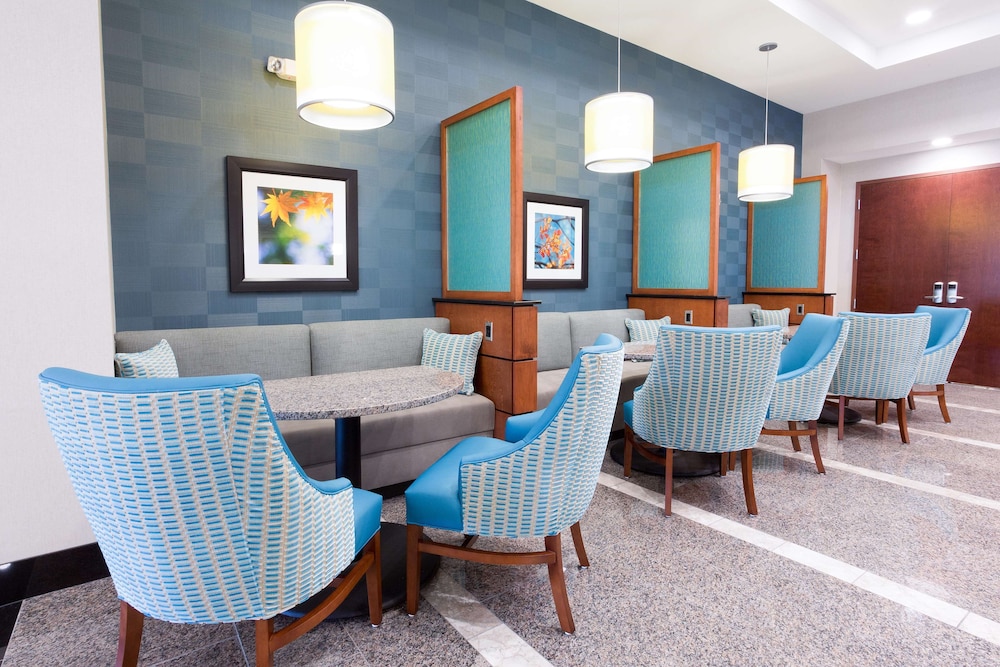 Drury Inn and Suites Burlington 31/44