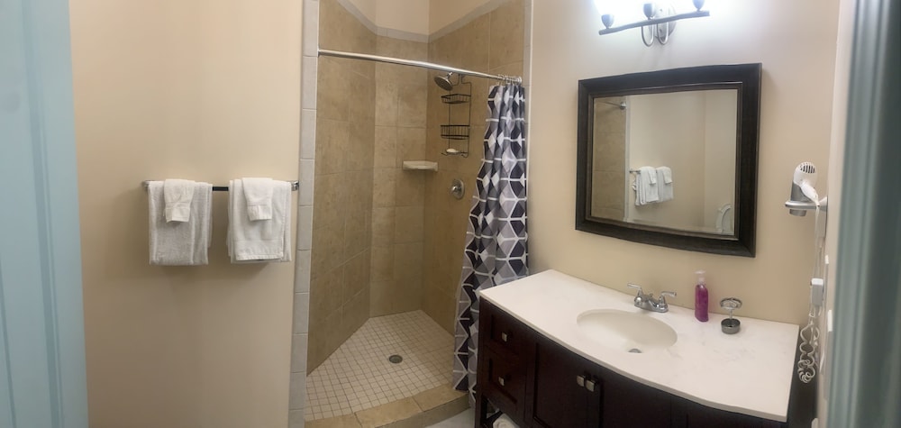 Suites At Sunchase 49/49