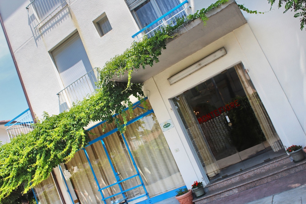 Hotel Montefiore 3/35
