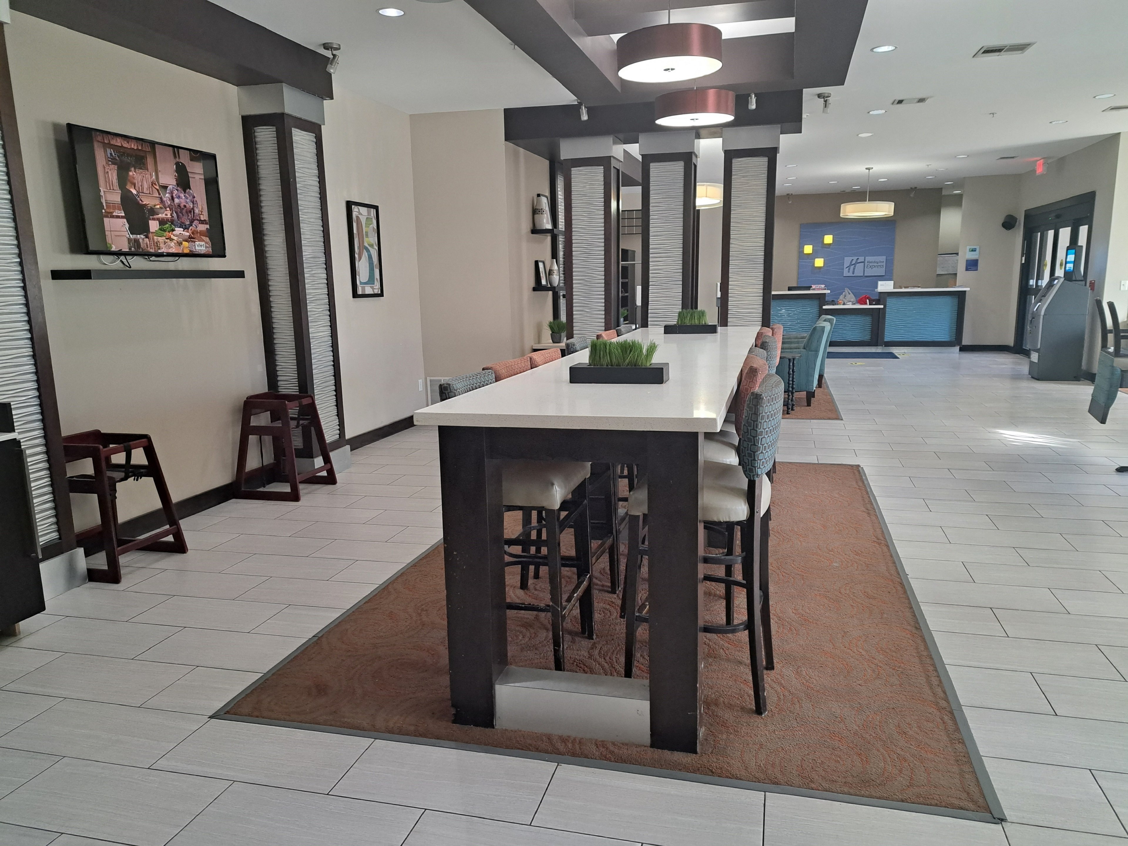 Holiday Inn Express Kenedy 14/17