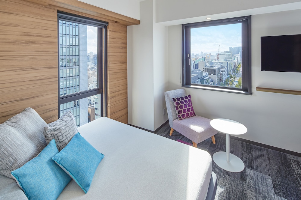 Holiday Inn Express Osaka City Centre Midosuji 54/86