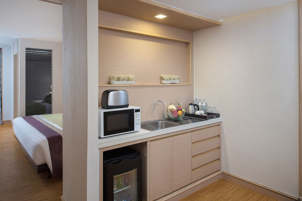 Solitaire Bangkok Sukhumvit 11 by Kingston Hotels 58/73