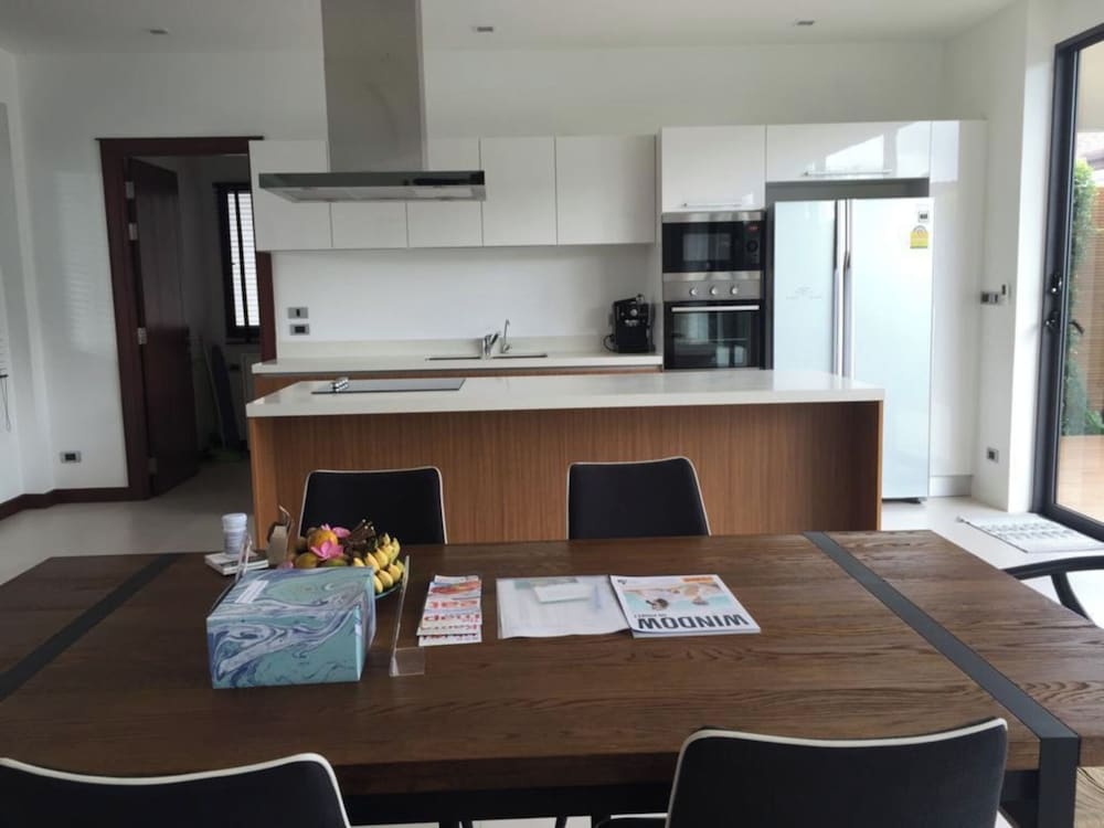 SIVANA PLACE 70/79