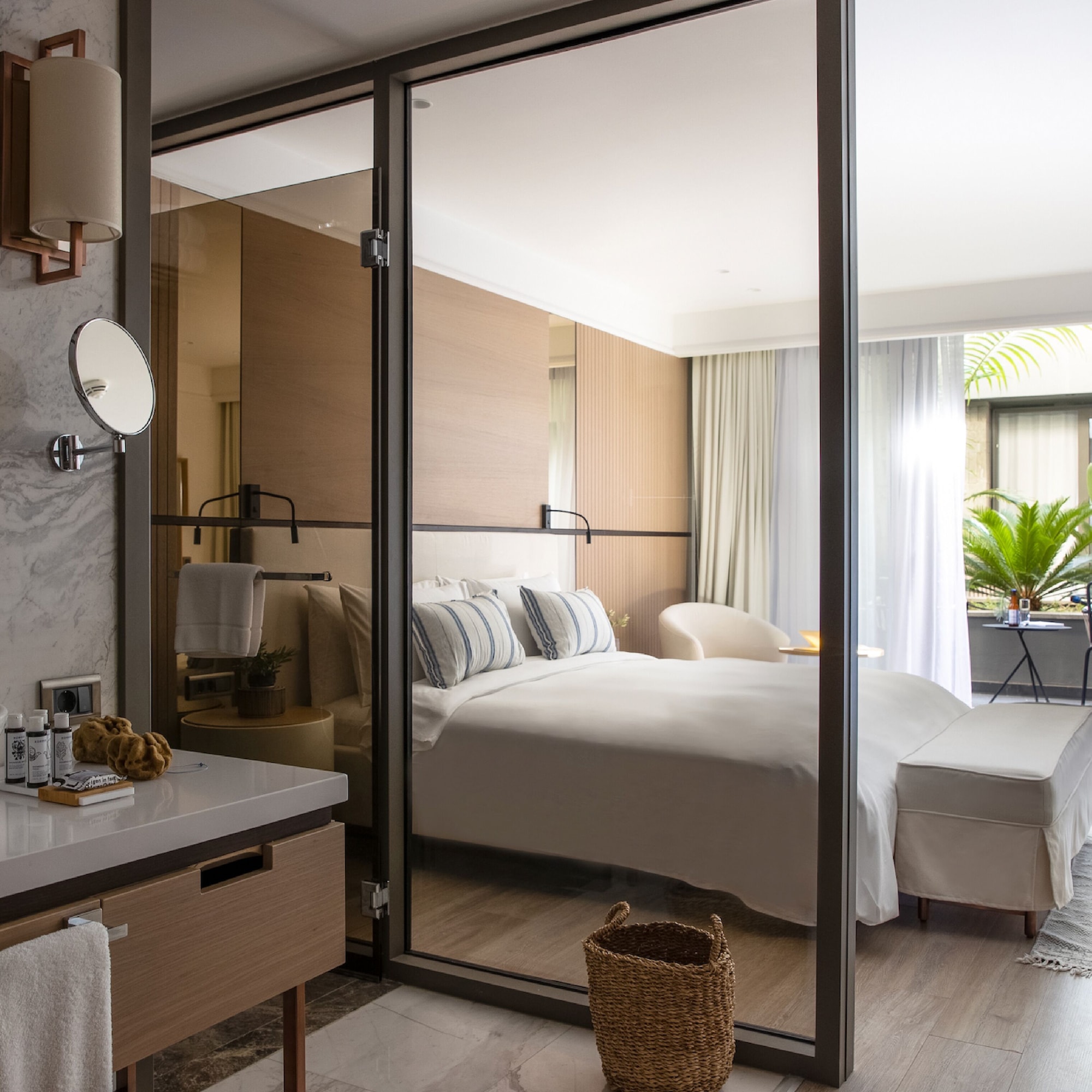 Deluxe, King Bed, Atrium View، METT Hotel & Beach Resort Bodrum 2/2