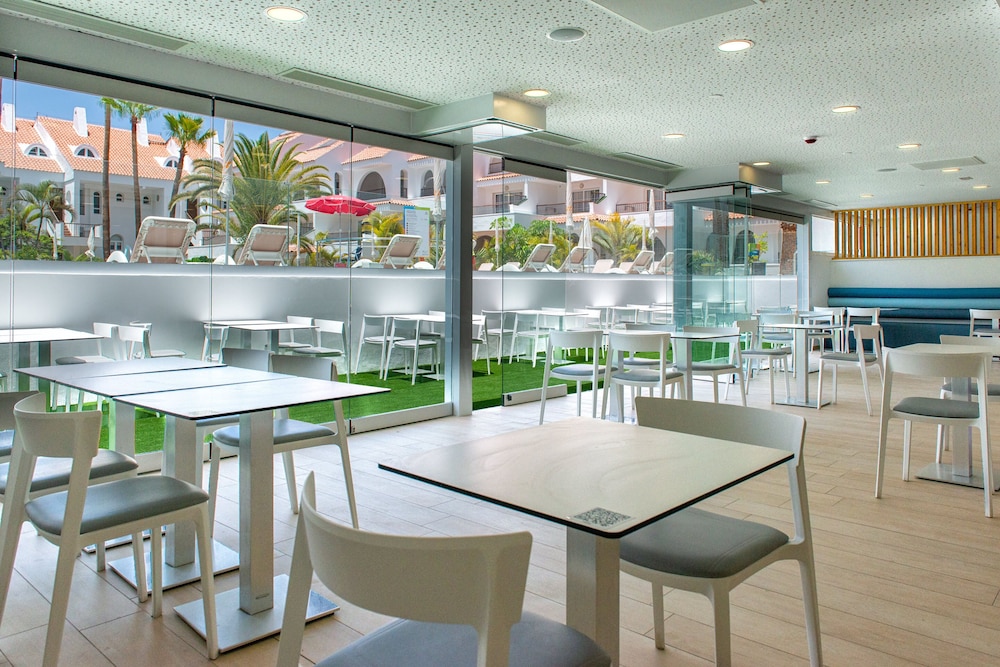 Paradise Park Fun Lifestyle Hotel 49/72