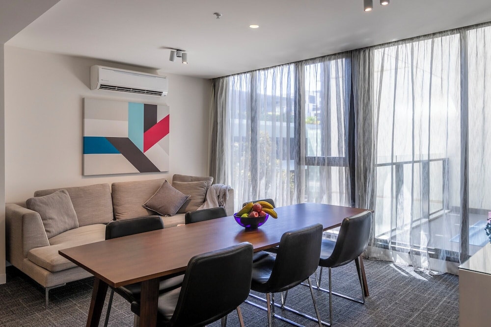 MainStay Suites Abbotsford 37/58