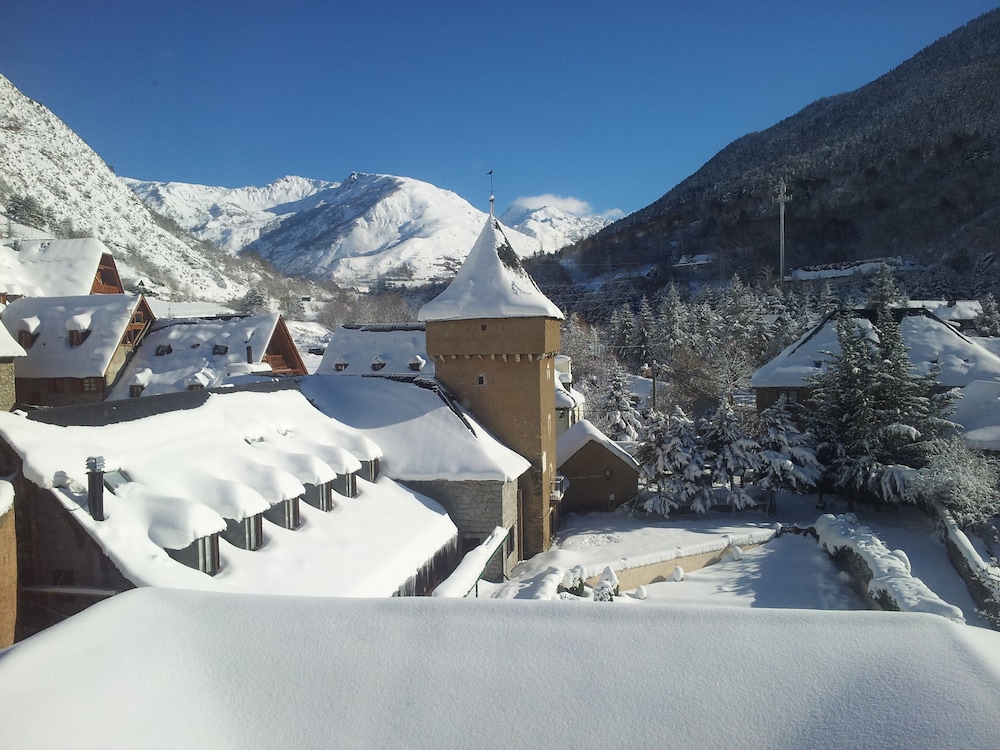 Parador De Arties 42/50
