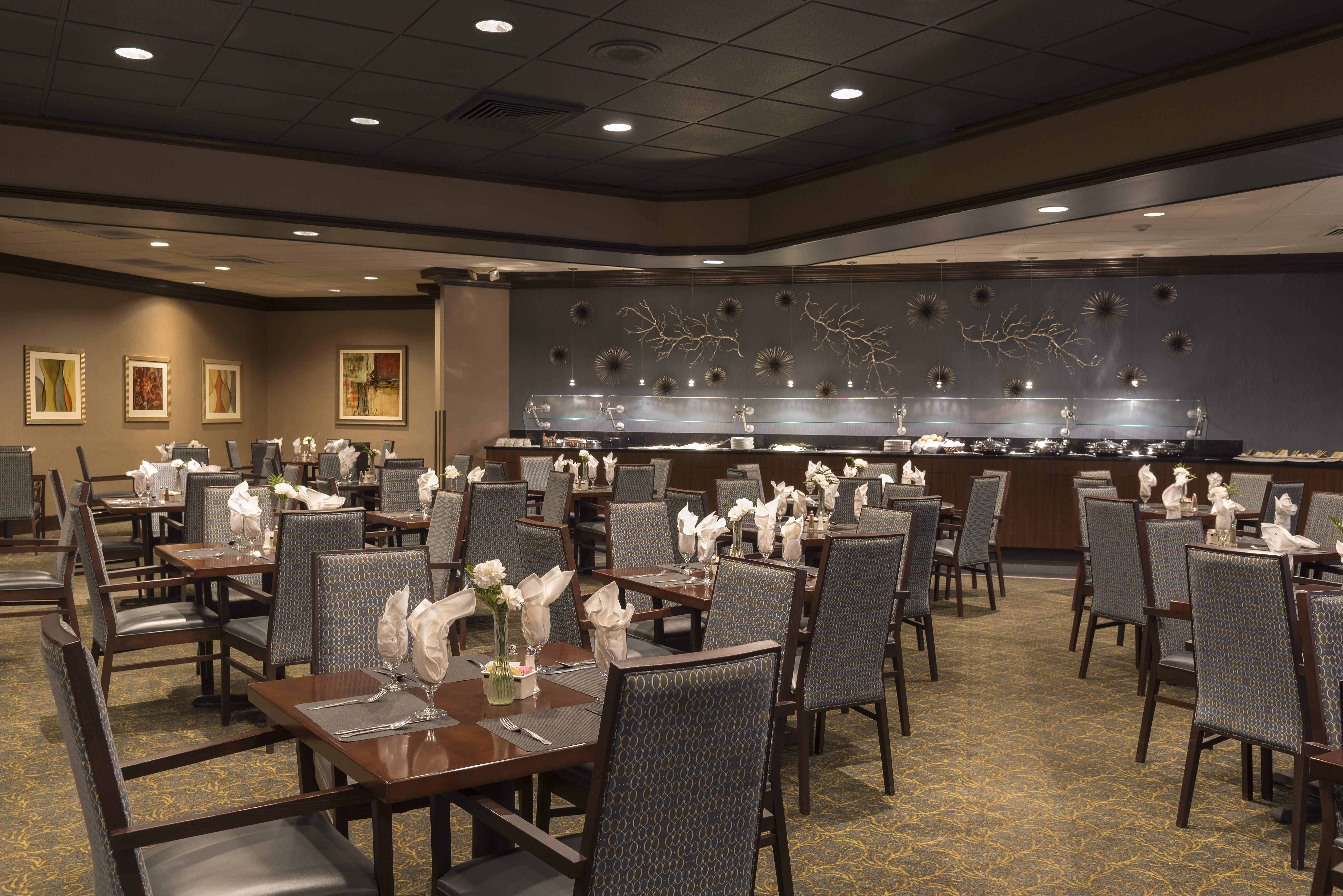 Holiday Inn Cleveland-S Independence 33/58