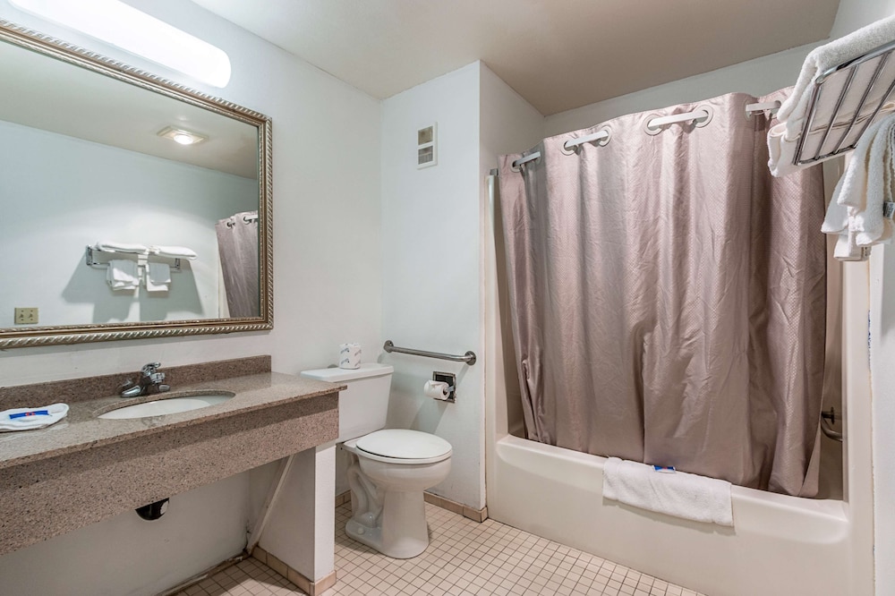 Motel6 Wisconsin Rapids Wi 19/54