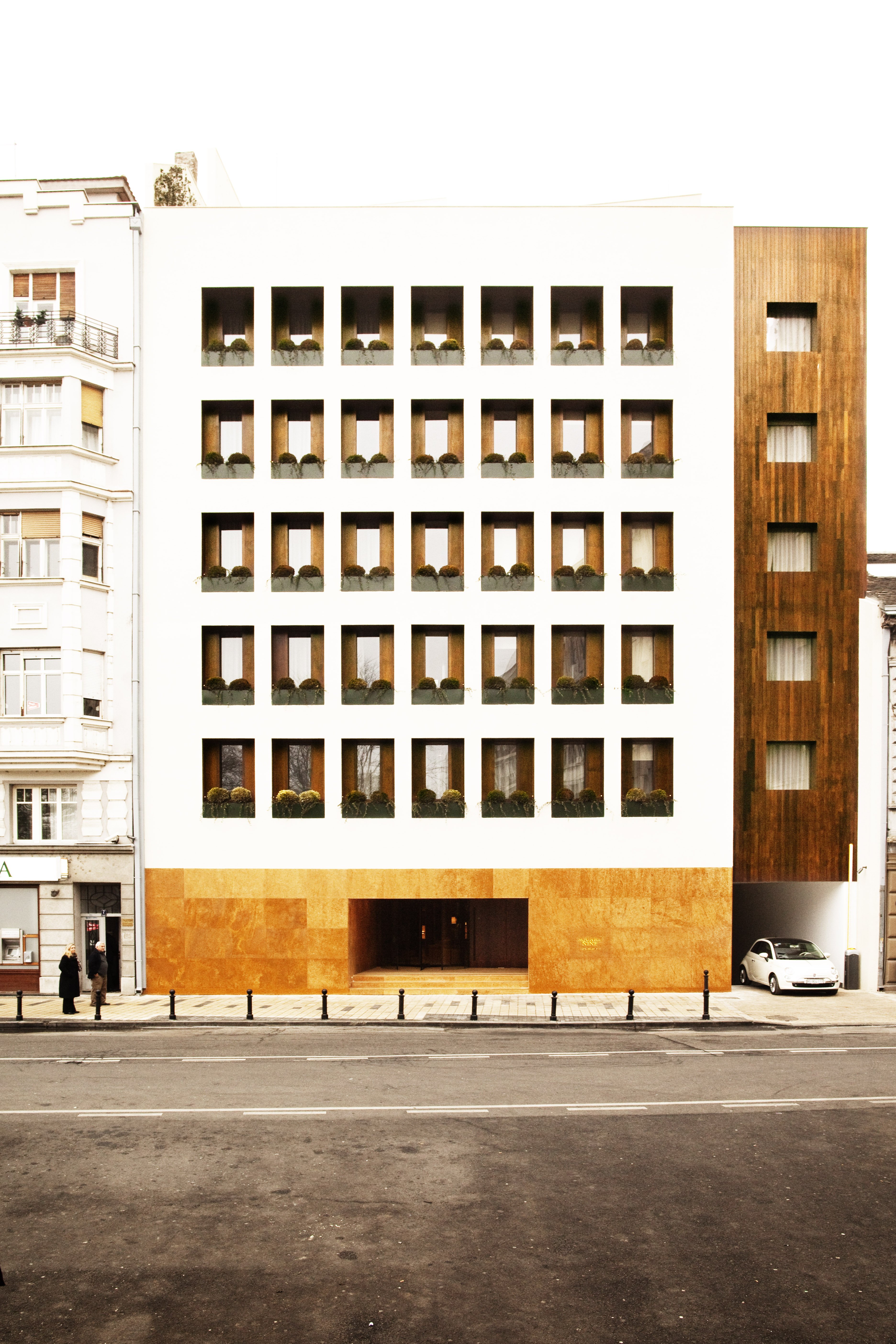 Square Nine Hotel Belgrade 2/81