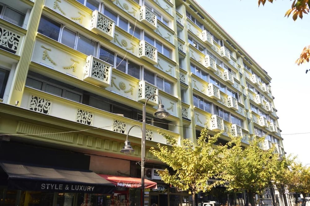 Hotel Square 5/55