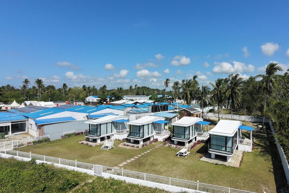 Saga Village Hotel and Resort Bintan 40/44