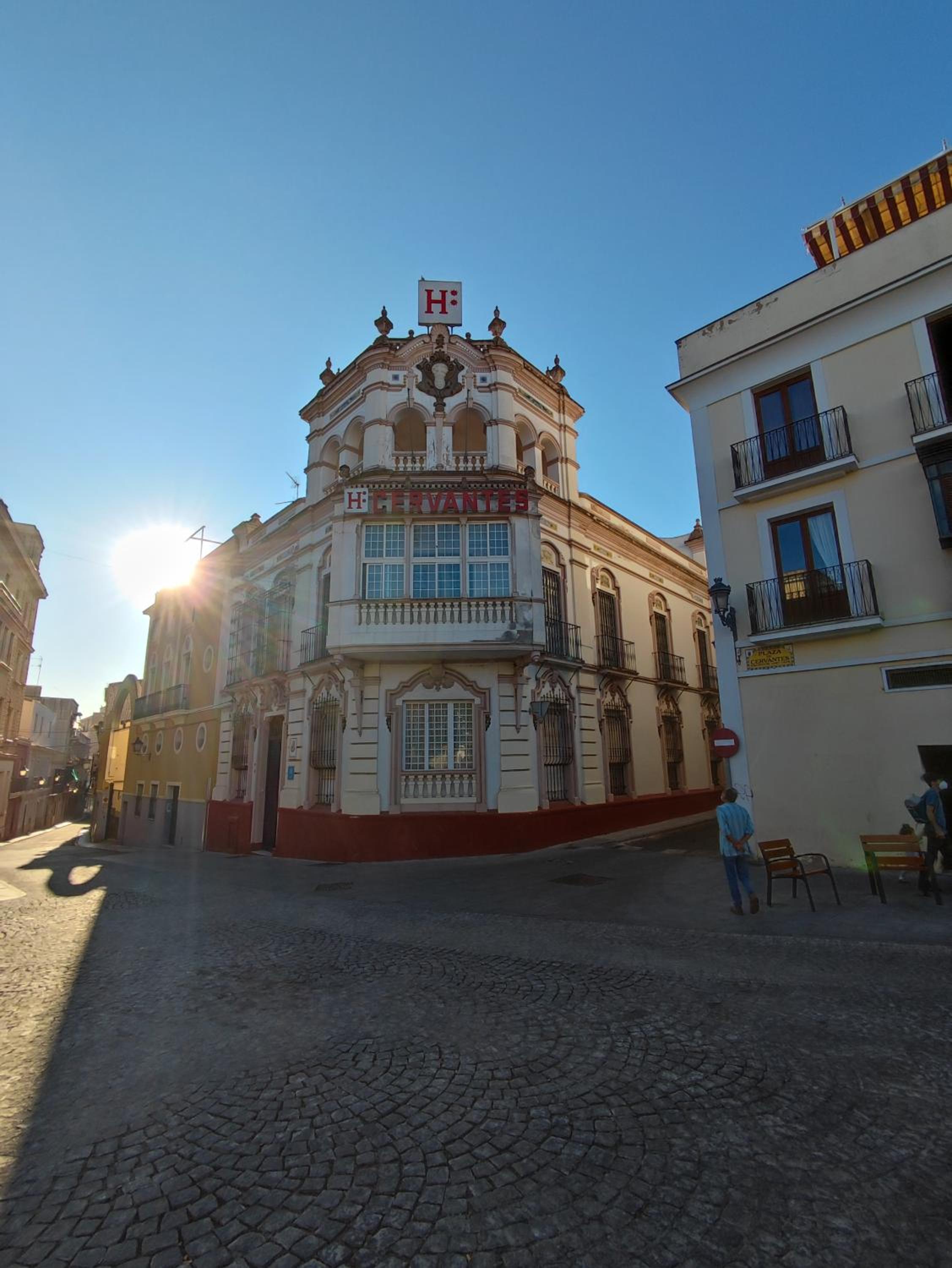Hotel Cervantes 9/37