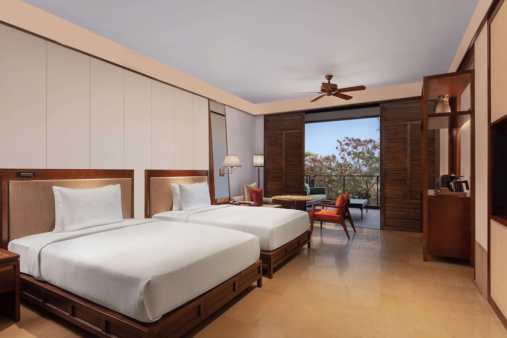 Garden, Deluxe, 2 Queen Beds