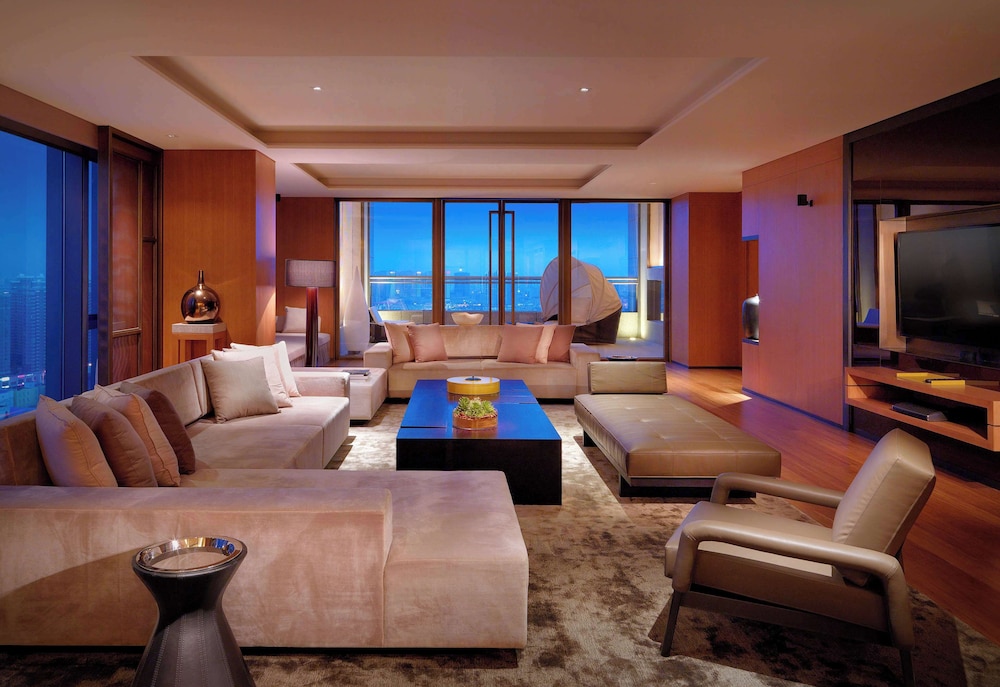 Hyatt Regency Tianjin East 53/73