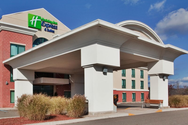 Holiday Inn Express Hotel and Suites Drums-Hazleton (I-80) 3/35