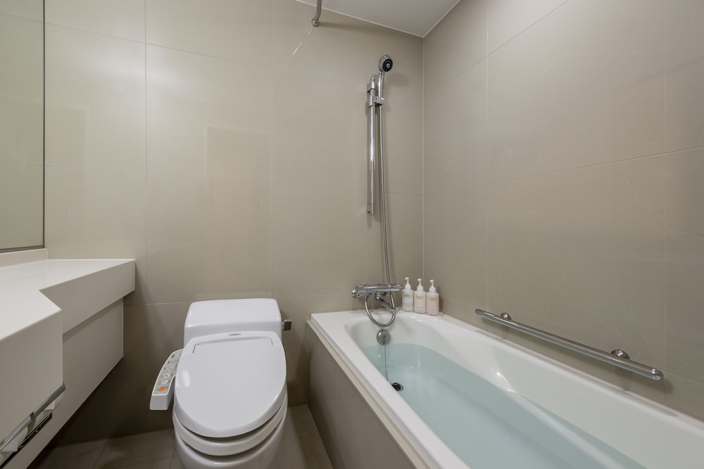The Royal Park Hotel Kyoto Sanjo 62/64