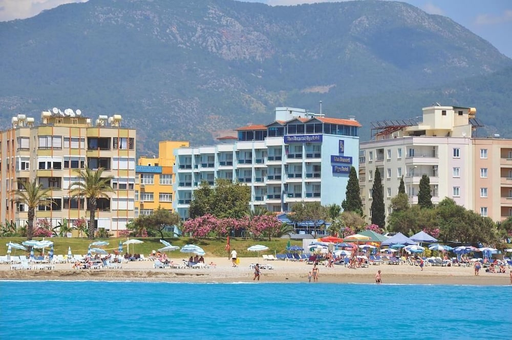 Blue Diamond Alya Hotel 38/42