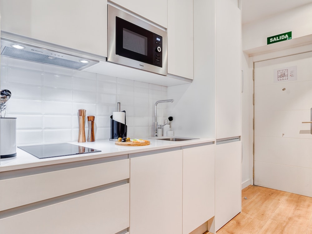 limehome Madrid Calle Fomento 6/50
