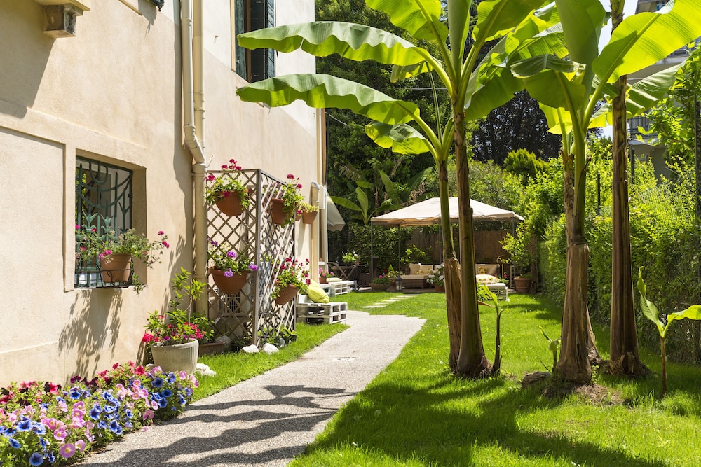 Hotel Villa Stella 56/63
