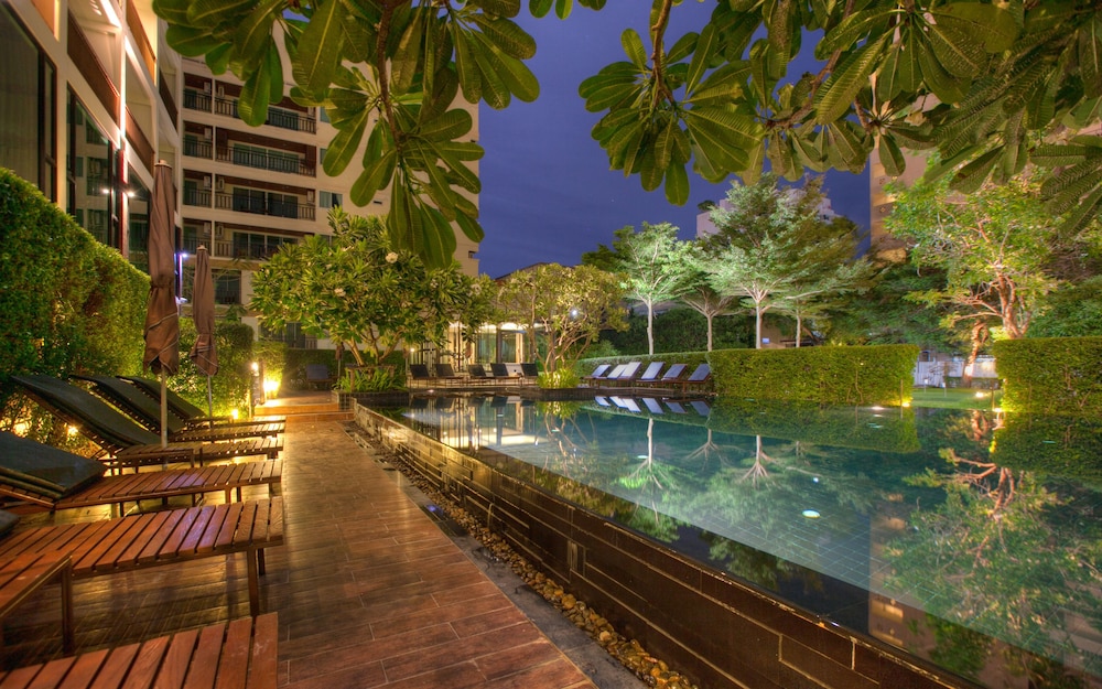 Fifth Jomtien Pattaya 81/83