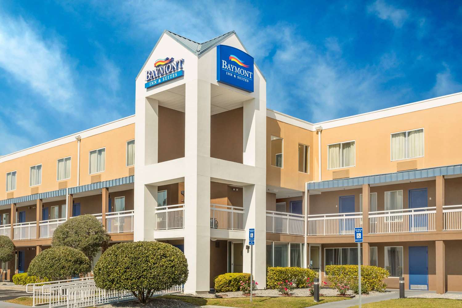 Baymont By Wyndham Savannah Midtown 1/9