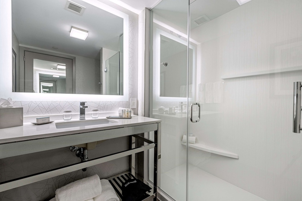 Homewood Suites By Hilton Boston Logan Airport Chelsea 11/67