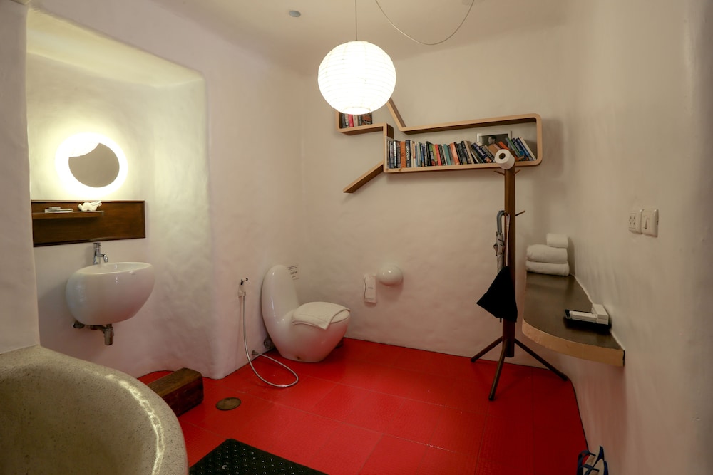 Mo Rooms 43/50