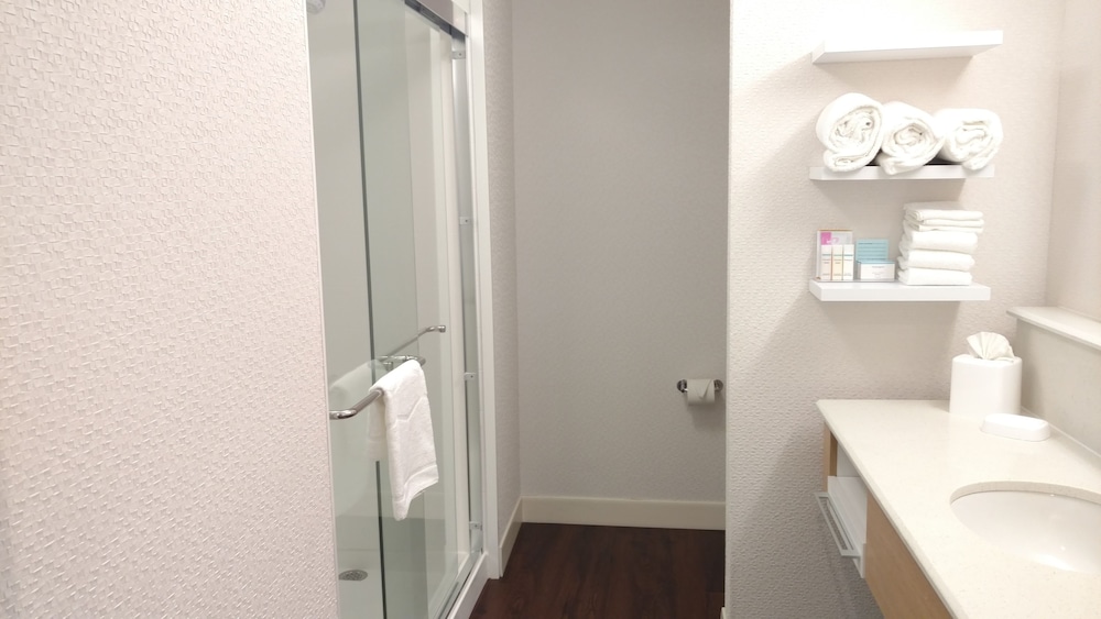 Hampton Inn Suffolk 26/53