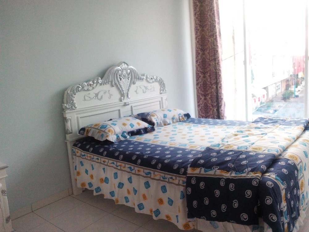 Just Inn Semarang 8/22