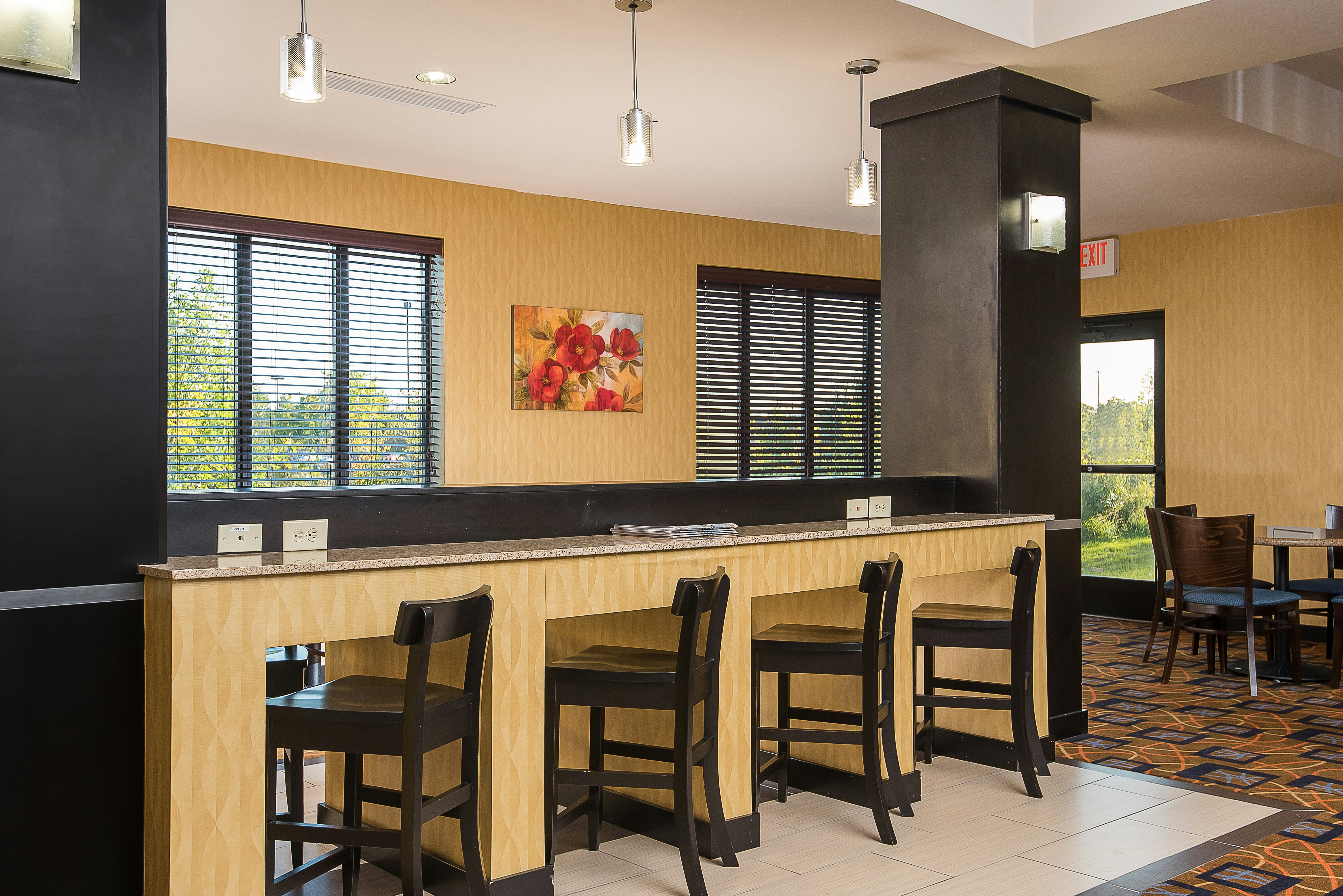 Holiday Inn Express Hotel And Suites Lafayette East 22/24