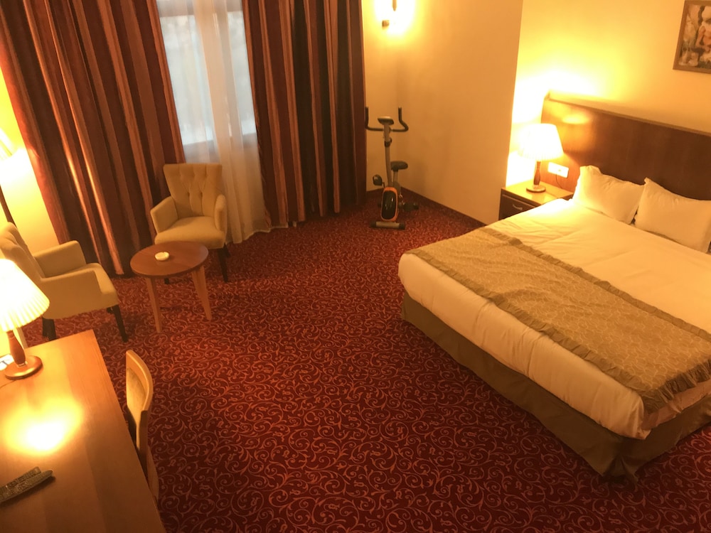 Hotel Hocine 15/45