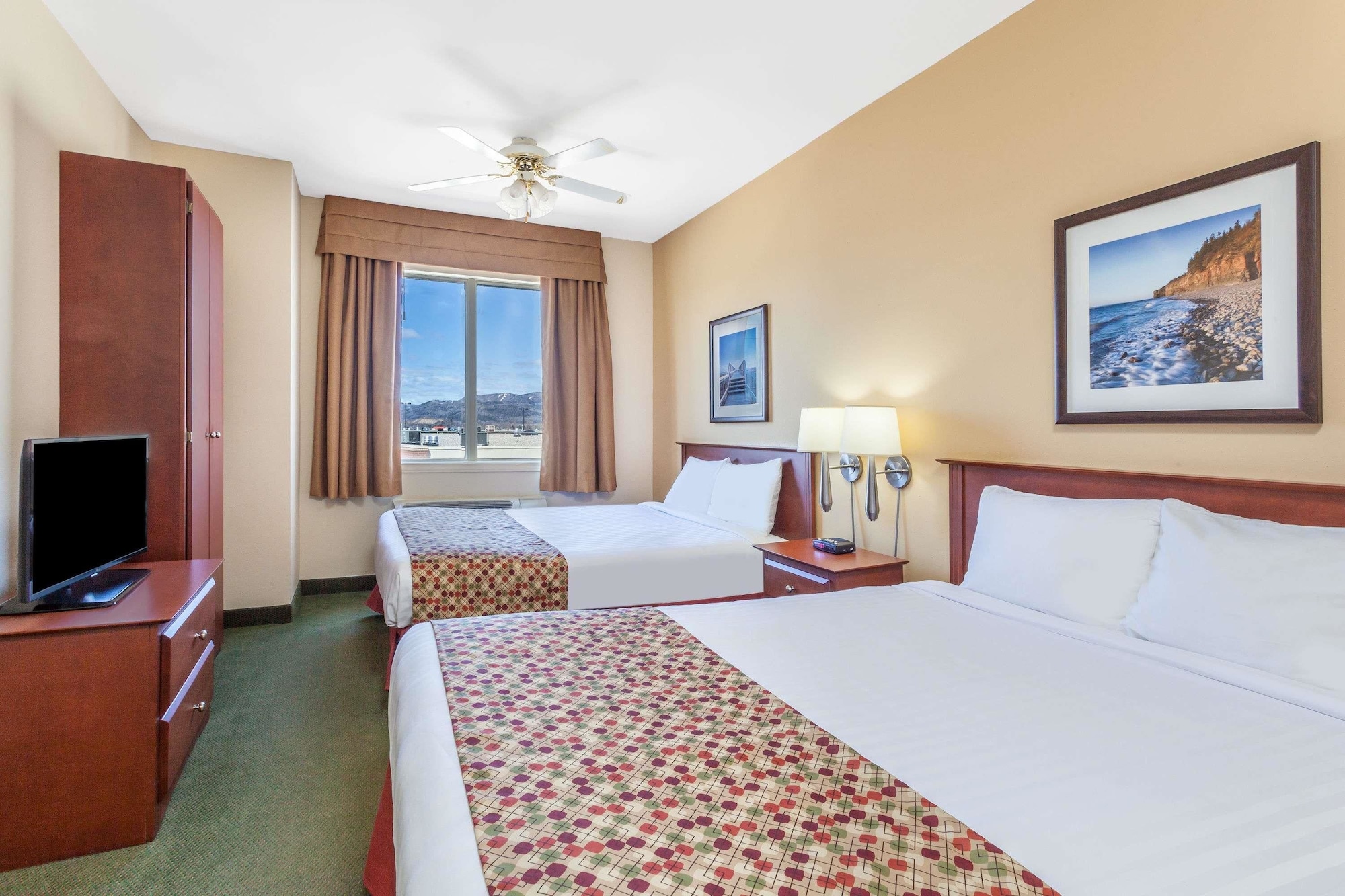 Efficiency, Suite, 2 Queen Beds
