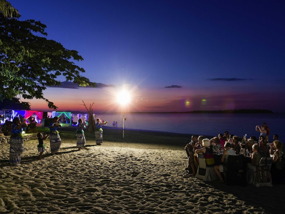 Sofitel Fiji Resort and Spa 48/49